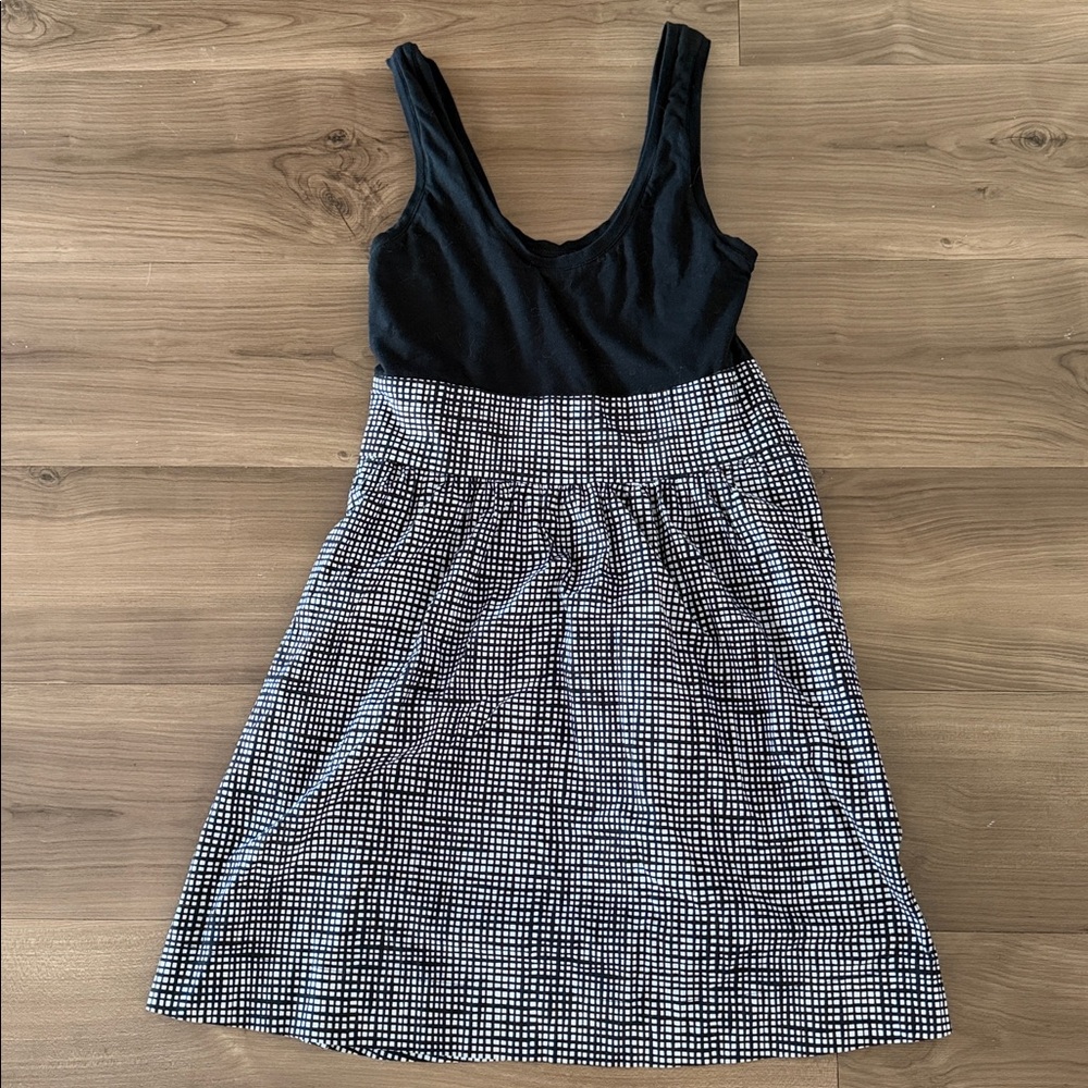 Express Black and White Women's Dress